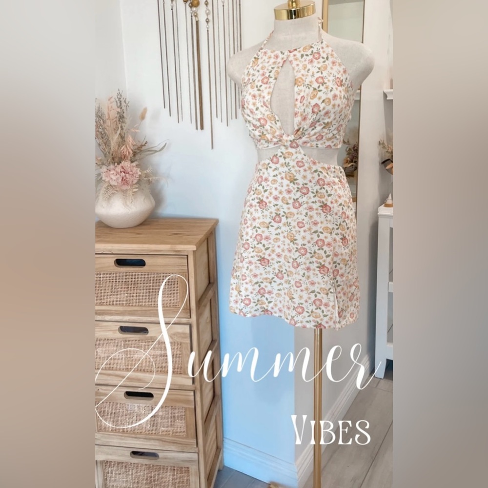 Halter flower cut out Spring/Summer dress